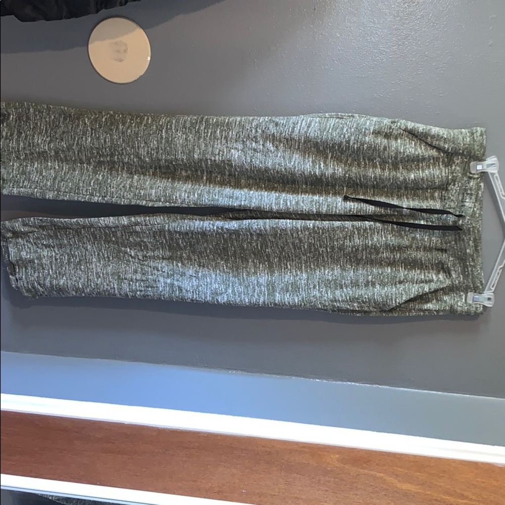 Green faded glory lounging pants size medium